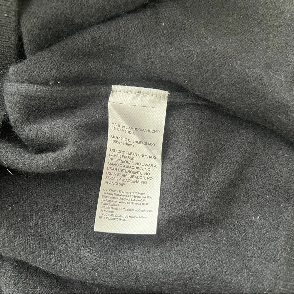 NWT Chico's Elegant Relaxed Black V-Neck 100% Cashmere Sweater Women’s XL - Picture 7 of 9